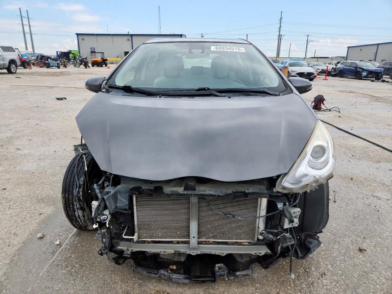 JTDKDTB3XH1597640 - 2017 TOYOTA PRIUS C GRAY photo 5