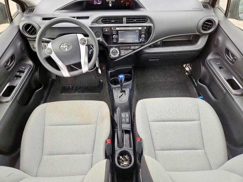 JTDKDTB3XH1597640 - 2017 TOYOTA PRIUS C GRAY photo 8