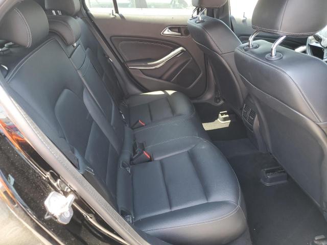 WDCTG4EB9KU013751 - 2019 MERCEDES-BENZ GLA 250 Черный фото 10