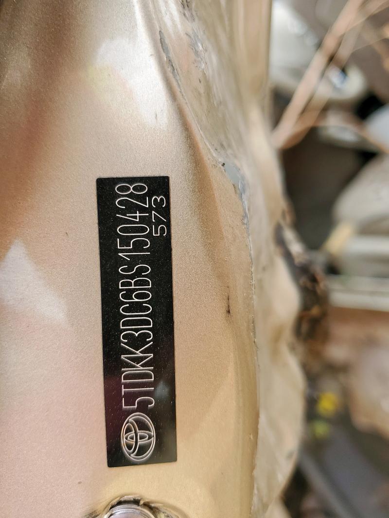 5TDKK3DC6BS150428 - 2011 TOYOTA SIENNA LE 棕色 照片 13