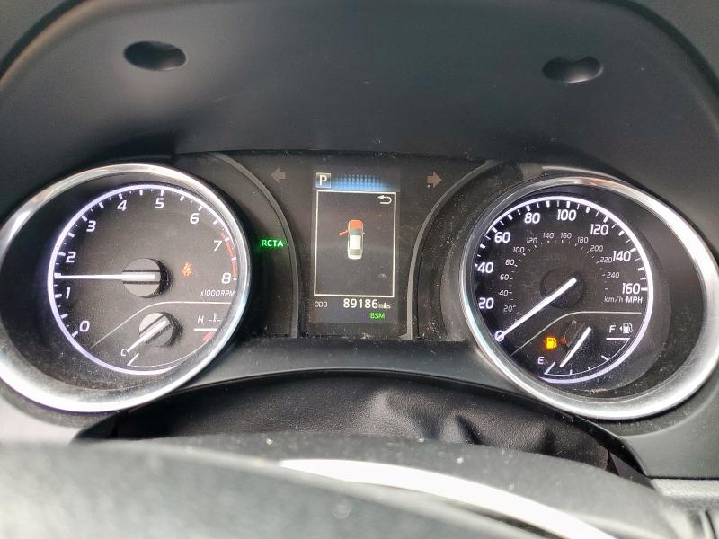 4T1B11HK7JU648975 - 2018 TOYOTA CAMRY L GRAY photo 9