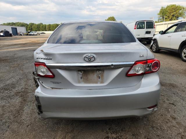 2T1BU4EE2BC640647 - 2011 TOYOTA COROLLA BASE 灰色 照片 6