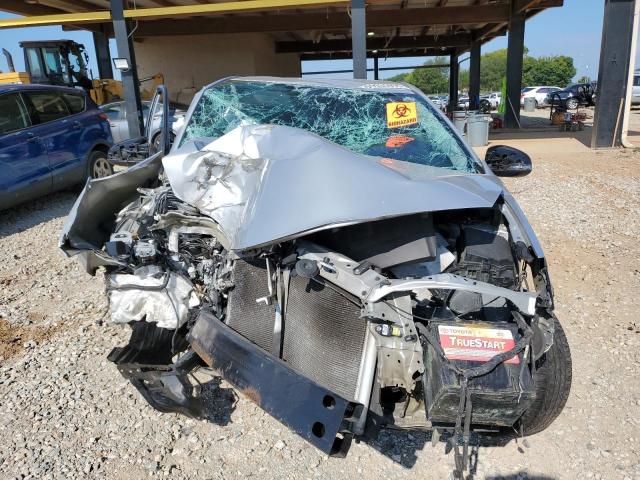 5YFBURHE5JP798620 - 2018 TOYOTA COROLLA L SILVER photo 5