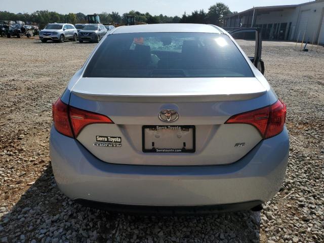 5YFBURHE5JP798620 - 2018 TOYOTA COROLLA L SILVER photo 6