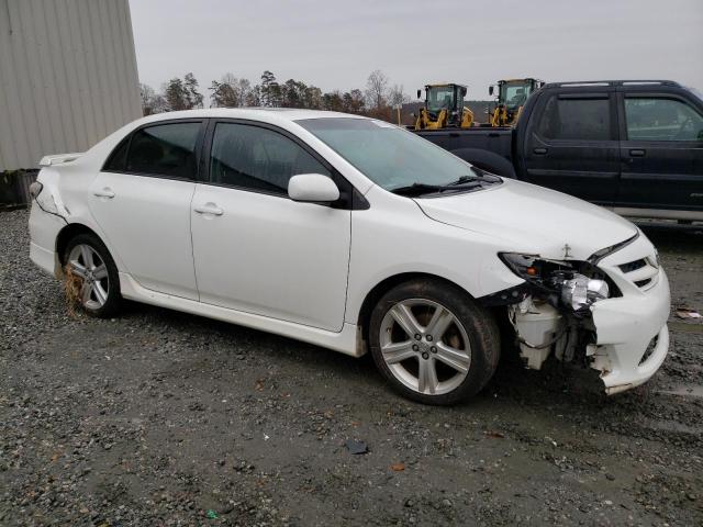 5YFBU4EE7DP118163 - 2013 TOYOTA COROLLA BASE WHITE photo 4