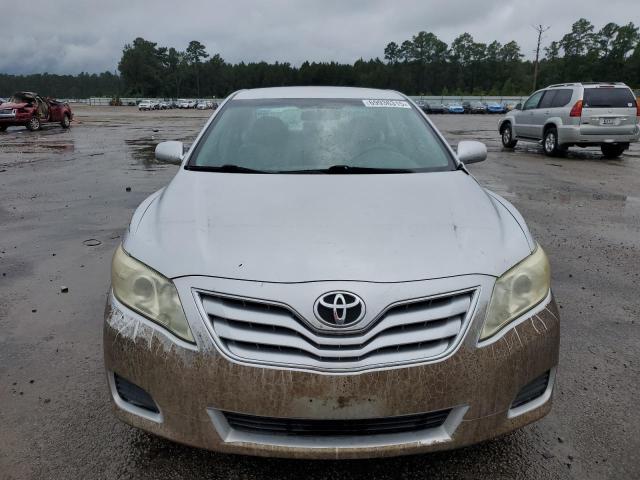 4T1BF3EK9AU095182 - 2010 TOYOTA CAMRY BASE Gümüş foto 5