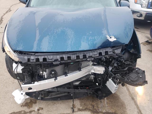 KNDCB3LC6L5370536 - 2020 KIA NIRO LX BLUE photo 11