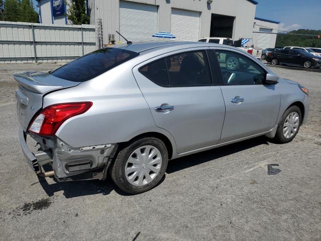 3N1CN7AP4HK472258 - 2017 NISSAN VERSA S SILVER photo 3