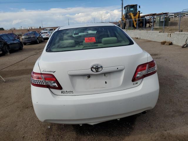 4T1BF3EK6BU691982 - 2011 TOYOTA CAMRY BASE Biały zdjęcie 12