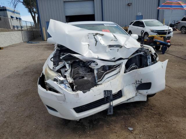 4T1BF3EK6BU691982 - 2011 TOYOTA CAMRY BASE Biały zdjęcie 9