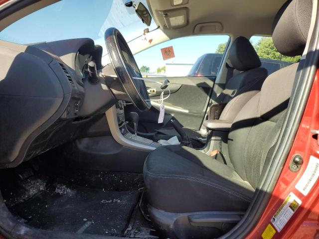 5YFBU4EE2DP169828 - 2013 TOYOTA COROLLA BASE Rouge photo 7