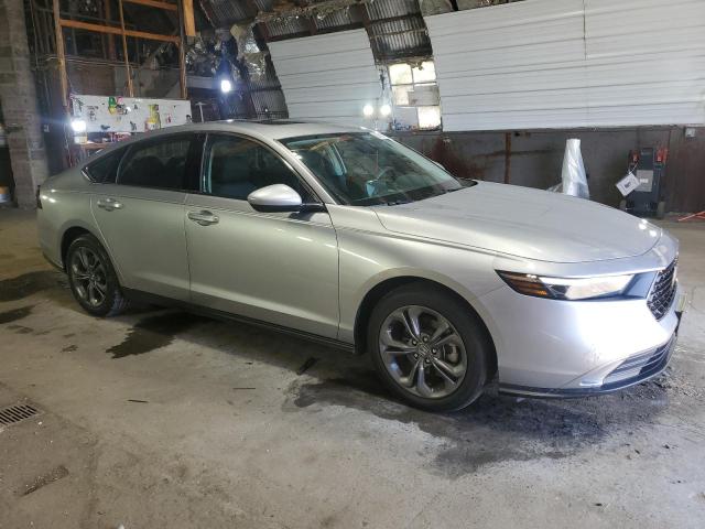 1HGCY1F37RA028674 - 2024 HONDA ACCORD EX 银色 照片 4