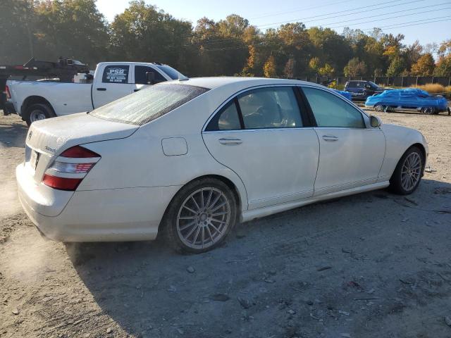 WDDNG86X28A238898 - 2008 MERCEDES-BENZ S 550 4MATIC WHITE photo 3