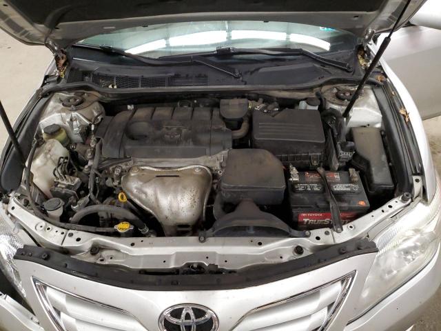 4T1BF3EK6BU757592 - 2011 TOYOTA CAMRY BASE SILVER photo 11
