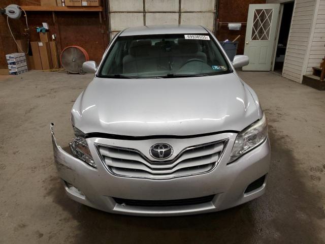 4T1BF3EK6BU757592 - 2011 TOYOTA CAMRY BASE SILVER photo 5
