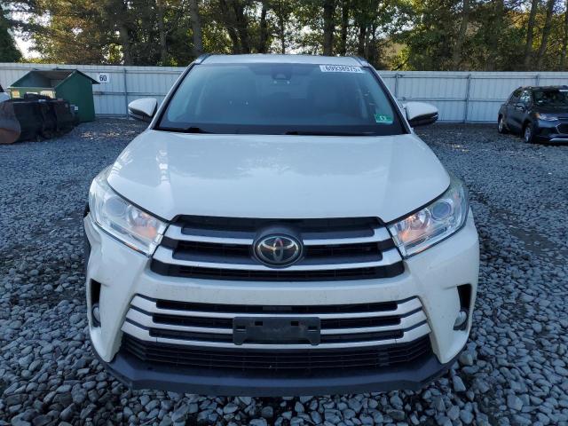 5TDJZRFH8JS550492 - 2018 TOYOTA HIGHLANDER SE WHITE photo 5
