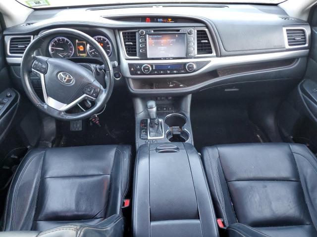 5TDJZRFH8JS550492 - 2018 TOYOTA HIGHLANDER SE WHITE photo 8