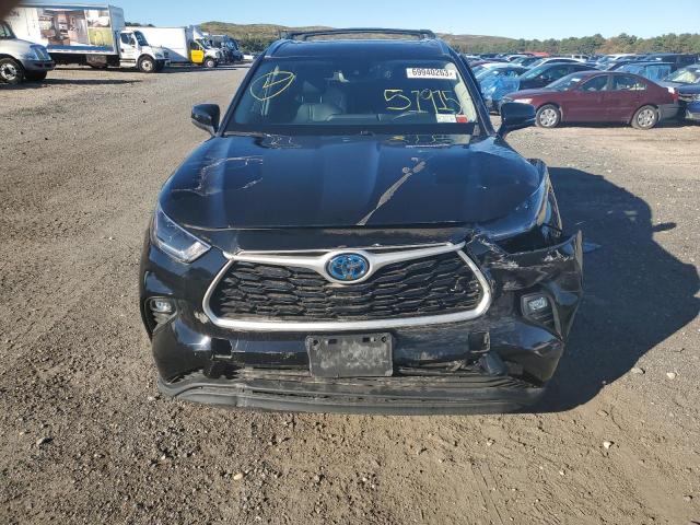 5TDGBRCH5MS519157 - 2021 TOYOTA HIGHLANDER HYBRID XLE BLACK photo 5