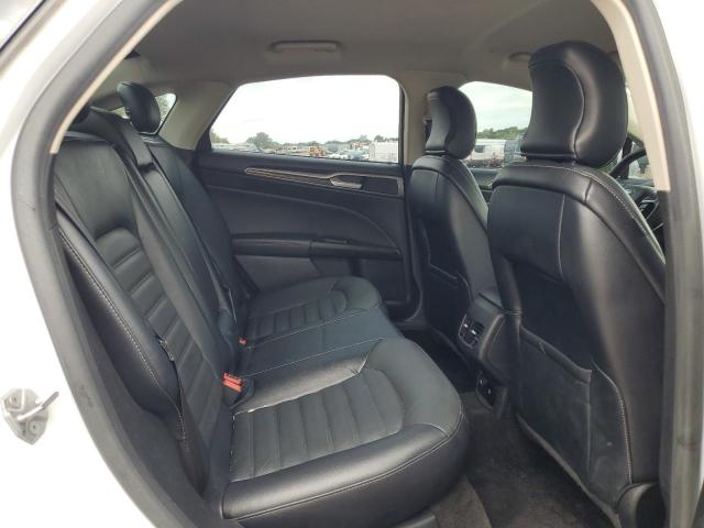 3FA6P0LU7JR111821 - 2018 FORD FUSION SE HYBRID WHITE photo 10