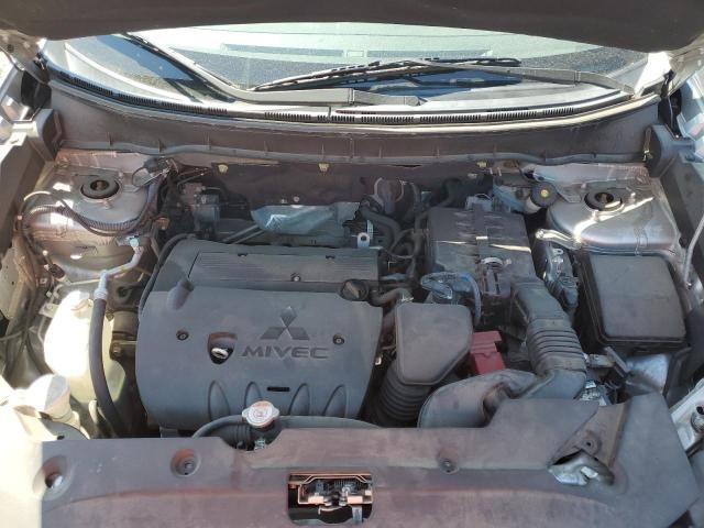 JA4AR3AW8JZ012547 - 2018 MITSUBISHI OUTLANDER SPORT ES SILVER photo 11