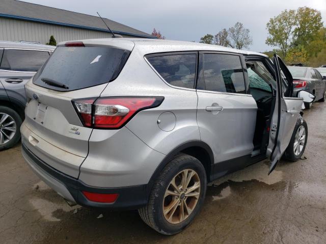 1FMCU9GD8HUE24461 - 2017 FORD ESCAPE SE SILVER photo 3