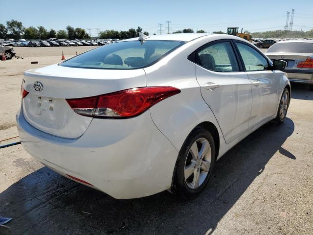 5NPDH4AE2DH347172 - 2013 HYUNDAI ELANTRA GLS WHITE photo 3