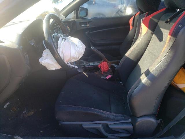 JF1ZNAA19D1714818 - 2013 TOYOTA SCION FR-S თეთრი ფოტო 7