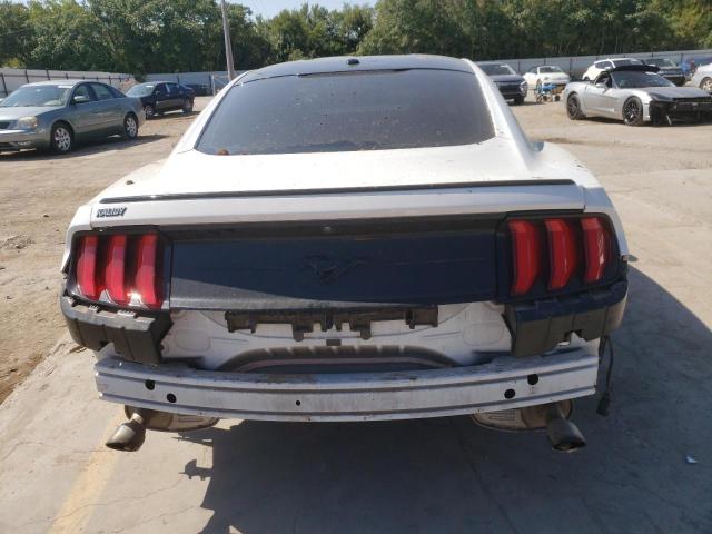 1FA6P8TH1J5138047 - 2018 FORD MUSTANG WHITE photo 6