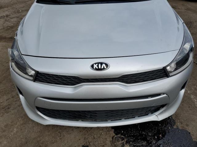 3KPA24AB6KE172470 - 2019 KIA RIO S GRAY photo 11