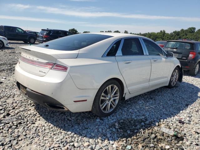 3LN6L2G91GR616975 - 2016 LINCOLN MKZ WHITE photo 3