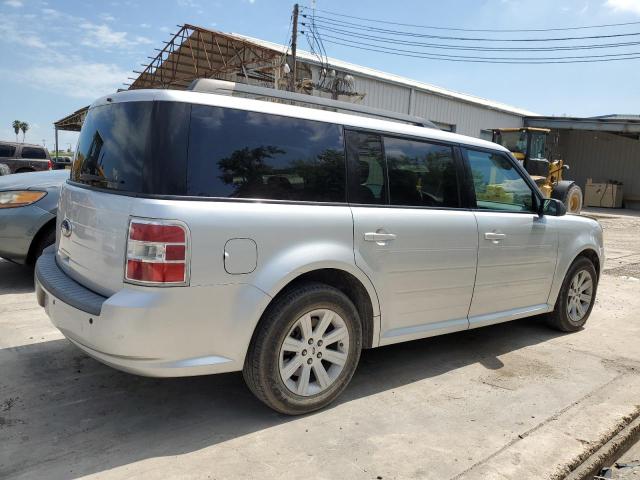 2FMGK5BC3BBD24165 - 2011 FORD FLEX SE SILVER photo 3