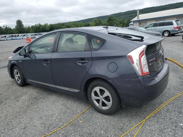 JTDKN3DU9D5655906 - 2013 TOYOTA PRIUS GRAY photo 2
