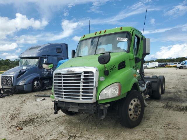 1FUJGBDV0JLJL5053 - 2018 FREIGHTLINER CASCADIA 1 绿色 照片 2