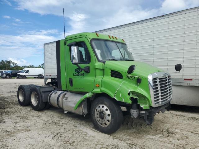 1FUJGBDV0JLJL5053 - 2018 FREIGHTLINER CASCADIA 1 绿色 照片 9