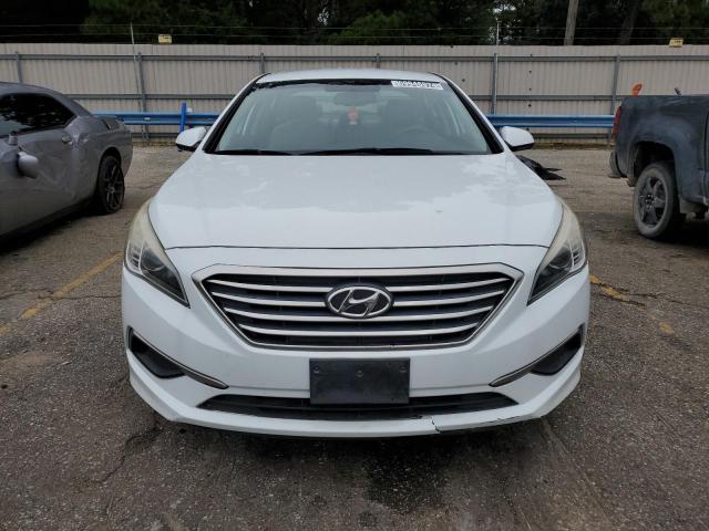 5NPE24AF3GH321487 - 2016 HYUNDAI SONATA SE WHITE photo 5