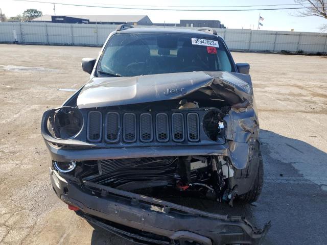 ZACCJBCTXGPC75875 - 2016 JEEP RENEGADE TRAILHAWK GRAY photo 5