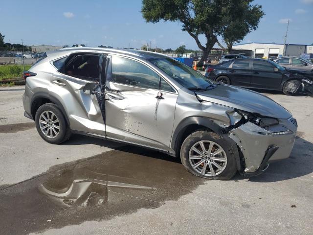 JTJDARBZ1M2180448 - 2021 LEXUS NX 300 BASE ვერცხლისფერი ფოტო 4
