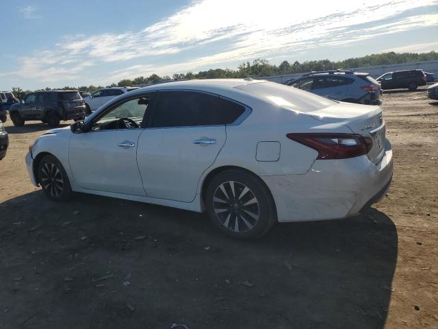 1N4AL3AP4JC197852 - 2018 NISSAN ALTIMA 2.5 Ақ фото 2