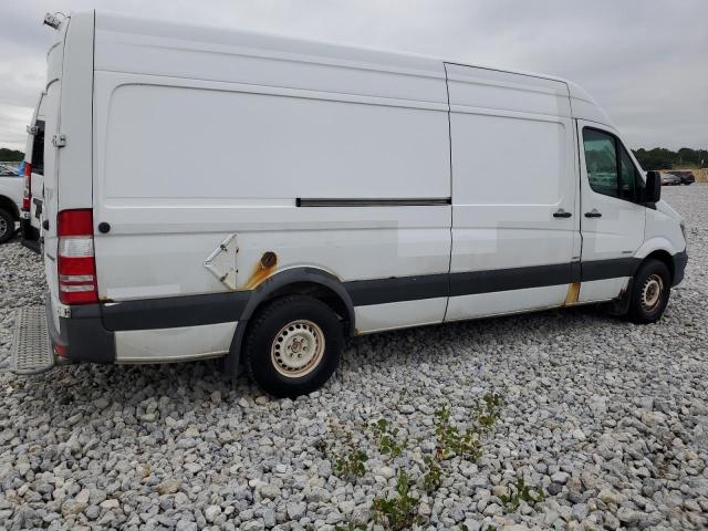 WD3PE8DE5E5821975 - 2014 MERCEDES-BENZ SPRINTER 2500 أبيض صورة 3