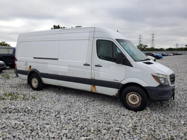 WD3PE8DE5E5821975 - 2014 MERCEDES-BENZ SPRINTER 2500 أبيض صورة 4