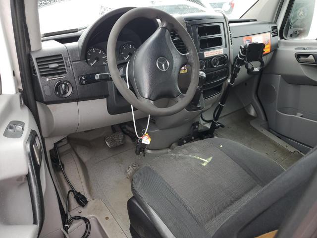 WD3PE8DE5E5821975 - 2014 MERCEDES-BENZ SPRINTER 2500 أبيض صورة 8