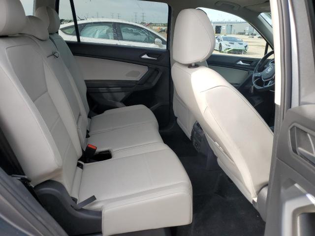 3VV2B7AXXKM052387 - 2019 VOLKSWAGEN TIGUAN SE Boz foto 10