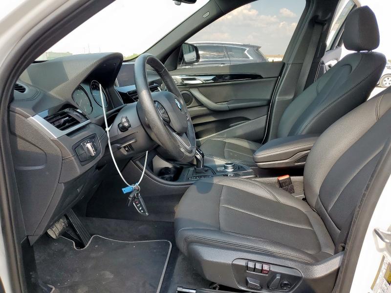 WBXJG9C06M5U36184 - 2021 BMW X1 XDRIVE28I WHITE photo 7