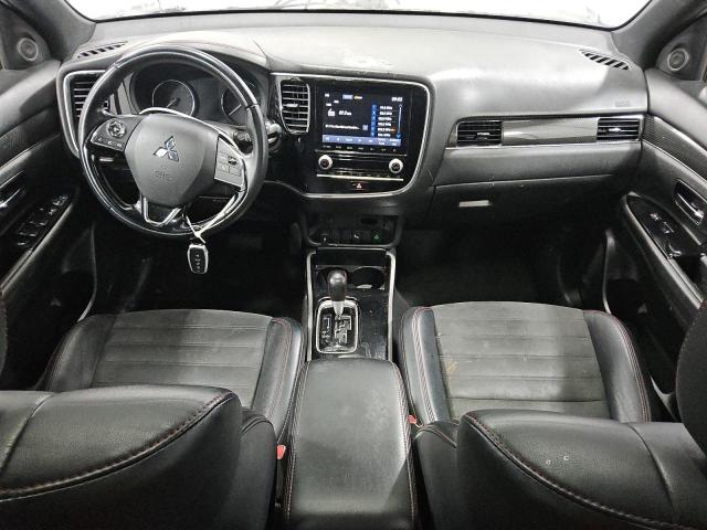 JA4AZ3A38LZ035688 - 2020 MITSUBISHI OUTLANDER SE WHITE photo 8