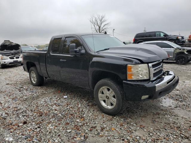 1GCRKSE38BZ314638 - 2011 CHEVROLET SILVERADO K1500 LT BLACK photo 4