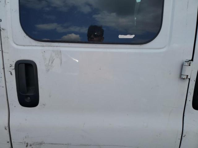 1GCFG15X271212629 - 2007 CHEVROLET EXPRESS G1 WHITE photo 11