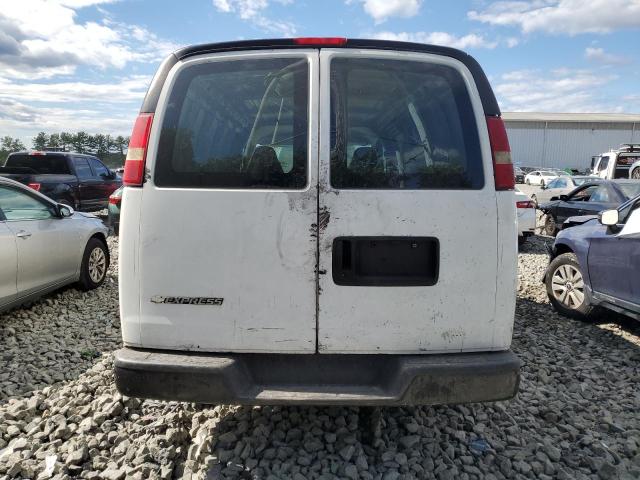 1GCFG15X271212629 - 2007 CHEVROLET EXPRESS G1 WHITE photo 6