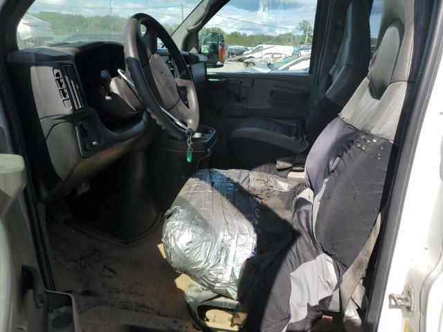 1GCFG15X271212629 - 2007 CHEVROLET EXPRESS G1 WHITE photo 7