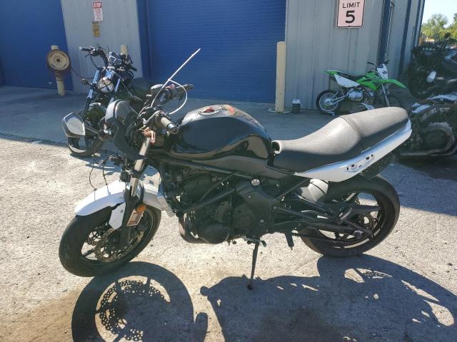 JKAEXEC13BDA75206 - 2011 KAWASAKI EX650 C 黑色 照片 3