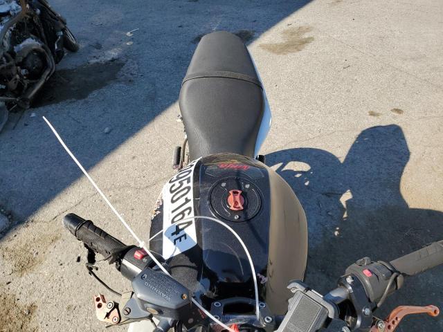 JKAEXEC13BDA75206 - 2011 KAWASAKI EX650 C 黑色 照片 5